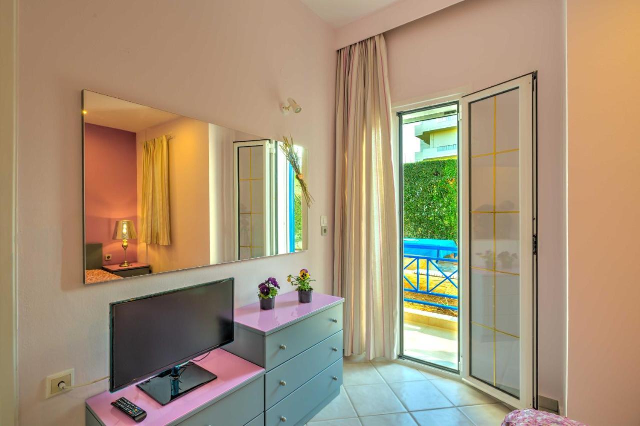 Heraklion Beach Hideaway Explore, Relax, Repeat-3 Gazi Экстерьер фото